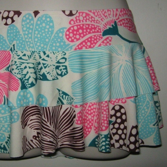 Vintage Floral Short Mini 2-tiered Skirt Cover-Up - Picture 3 of 4